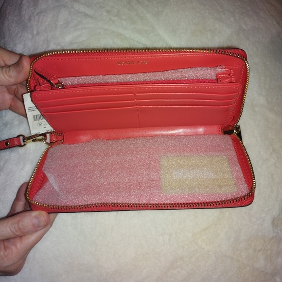 Wallet - Picture 2 of 2